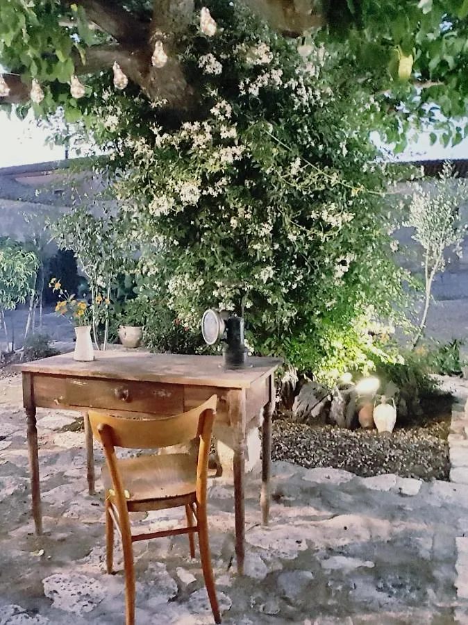 Bed & Breakfast B&B Camemi - Antica Masseria Marina di Ragusa Italy