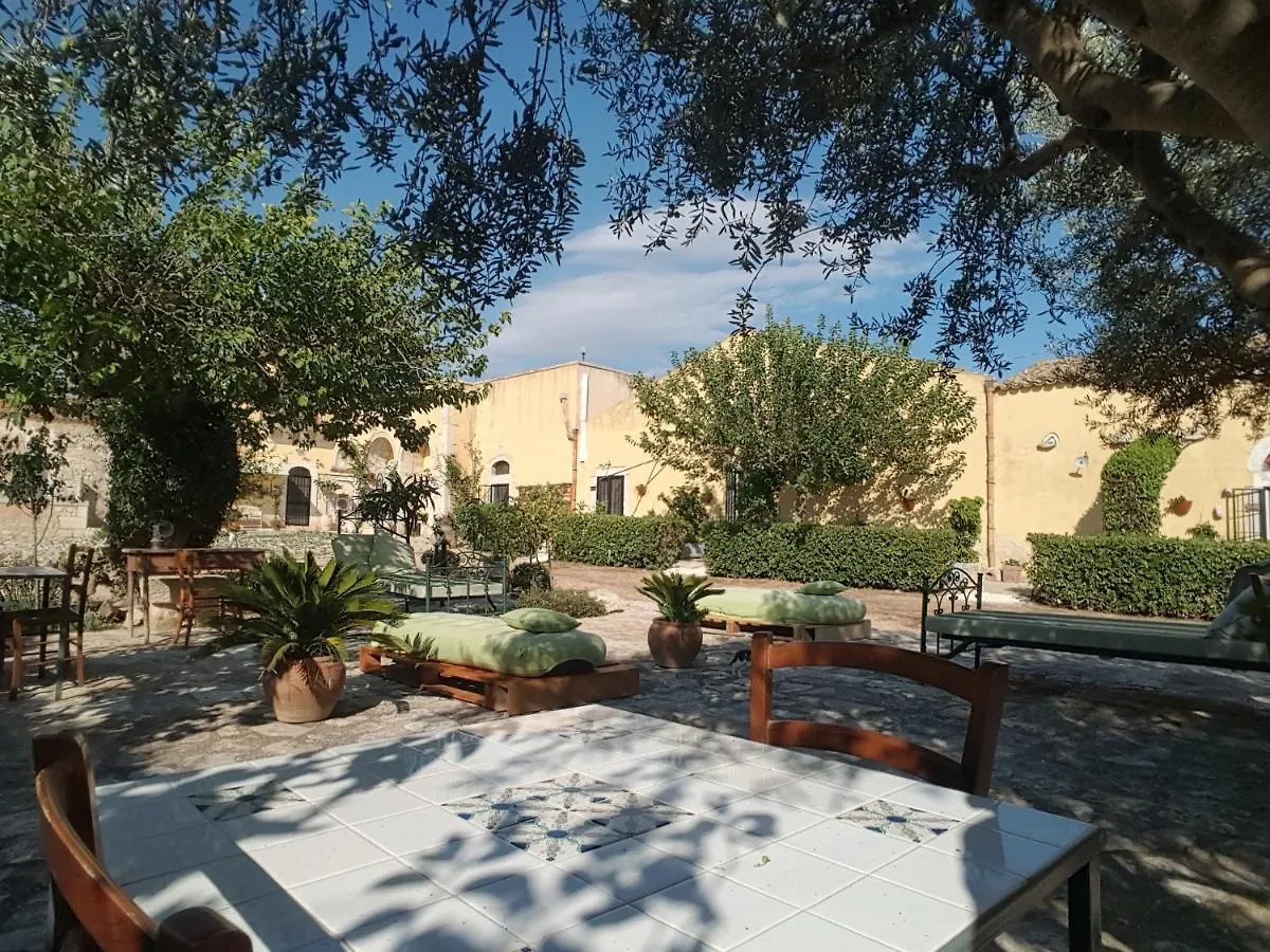 B&B Camemi - Antica Masseria Marina di Ragusa Bed & Breakfast