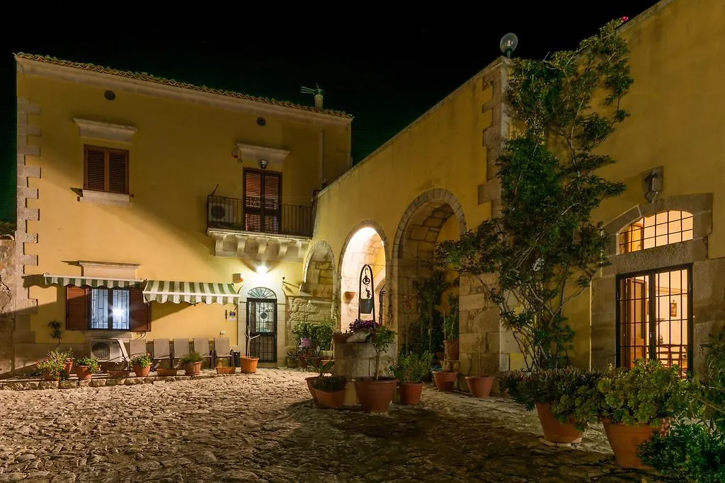 Bed & Breakfast B&B Camemi - Antica Masseria Marina di Ragusa Italy