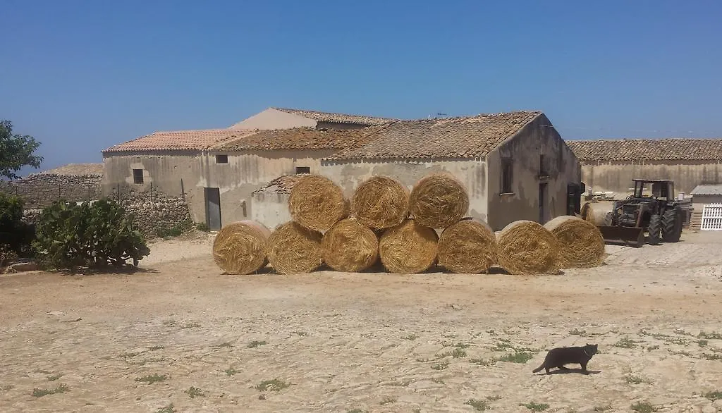 B&B Camemi - Antica Masseria Marina di Ragusa