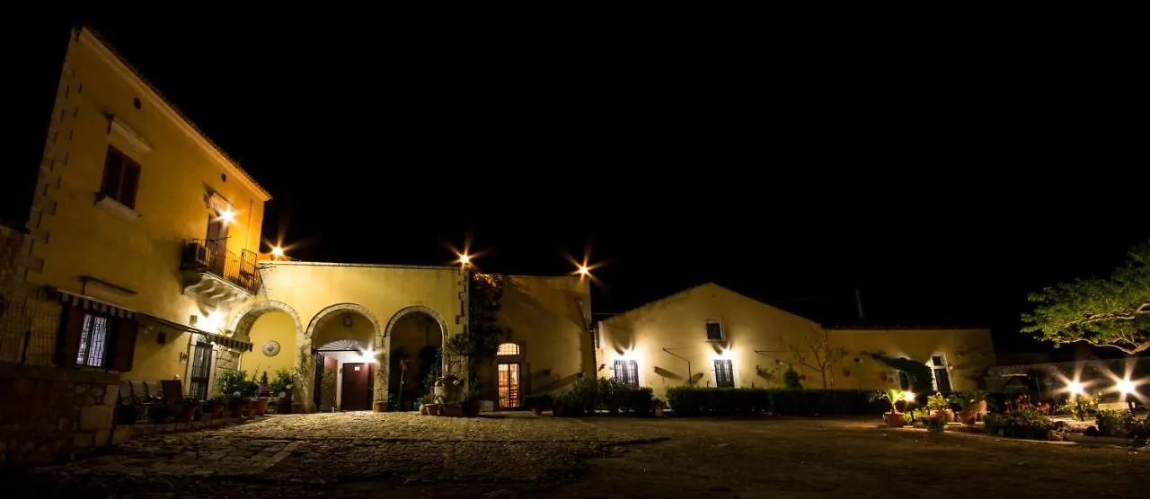 B&B Camemi - Antica Masseria Marina di Ragusa